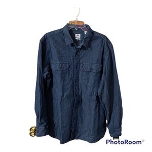 Men Levi Relaxed Denim Button Up Shirt, Size Med, NWT